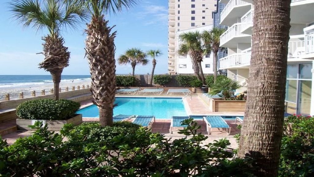 Absolutely Gorgeous Direct Ocean Front Condo Super Rates