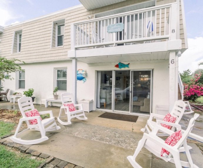 Holden Beach Ground Floor Condo with Pool.  PET FRIENDLY. 5 MIN to Sand